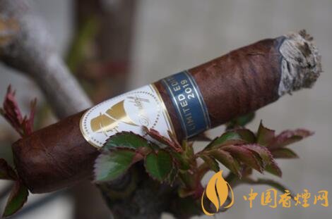 大衛杜夫溫斯頓丘吉爾限量版2019年旅行者羅伯圖雪茄品鑒